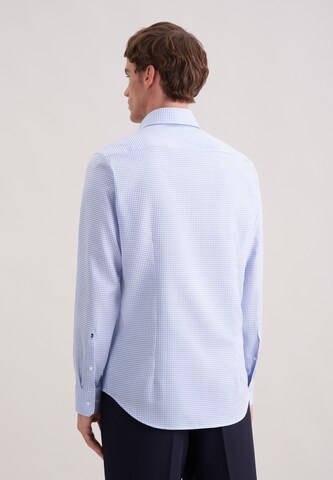 Coupe slim Chemise business 'Schwarze Rose' SEIDENSTICKER en bleu