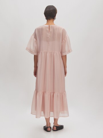 EDITED Dress 'Pia' in Pink