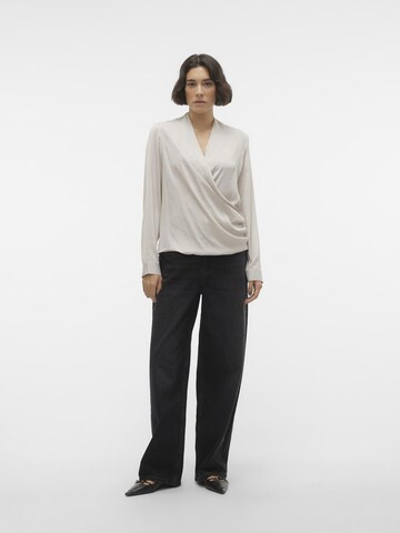 VERO MODA Shirt in Beige