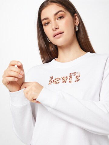 LEVI'S ® Sweatshirt in Wit