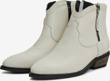 CESARE GASPARI Cowboy Boots in White