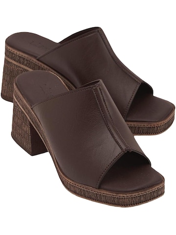 Limoya Mules 'Fanny' in Brown