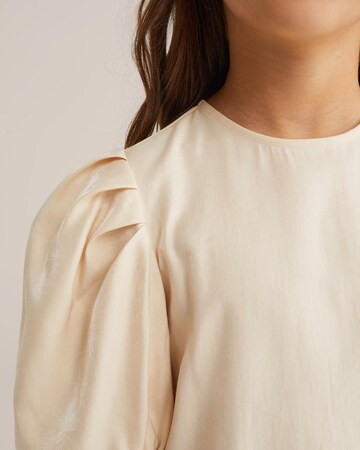 Bluză de la WE Fashion pe bej