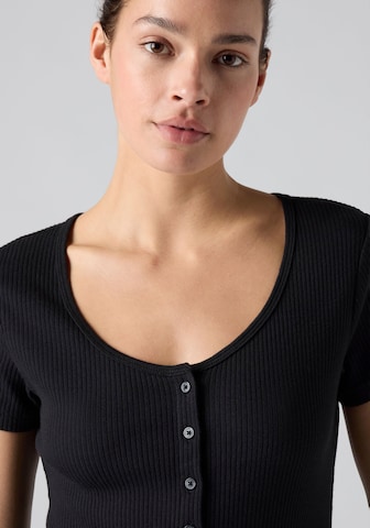 LEVI'S ® Shirt in Black