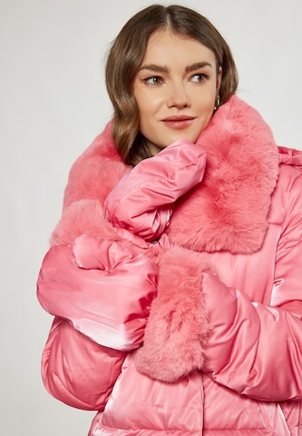 Cappotto invernale di faina in rosa