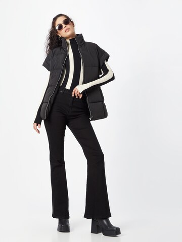 River Island Vest in Black