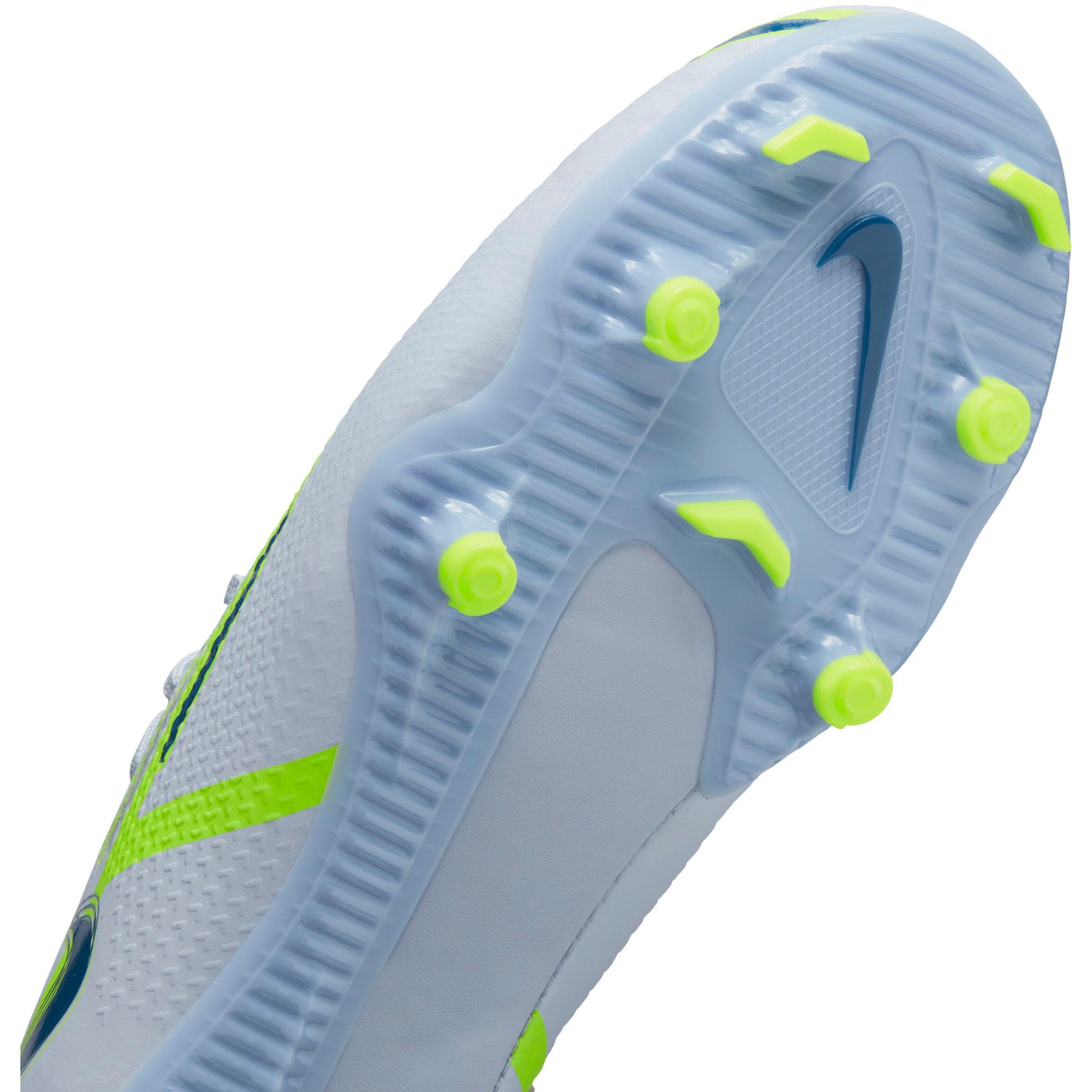 NIKE Sportschuh 'Phantom Academy' in Grau