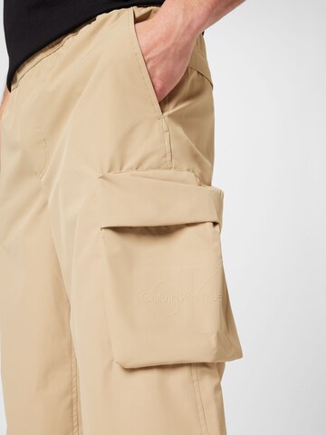 Calvin Klein Jeans Loosefit Cargobukser i beige