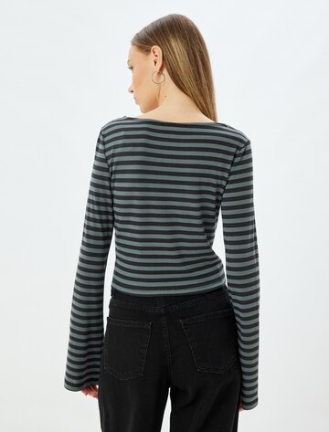 Koton Top in Grey