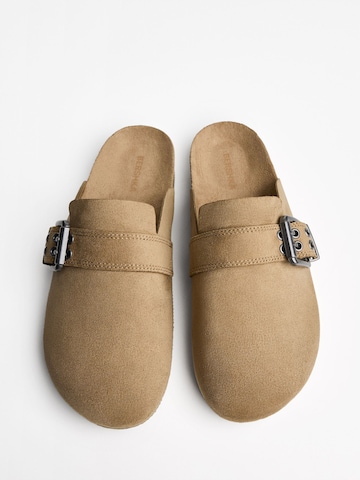 Bershka Klumpák - bézs
