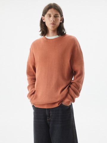Pull&Bear Sweter w kolorze pomarańczowy