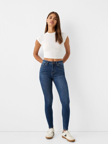 Bershka Skinny Jeans in Blau