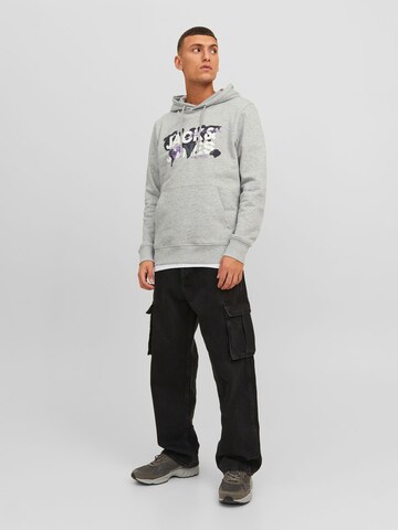 Sweat-shirt 'Dust' JACK & JONES en gris