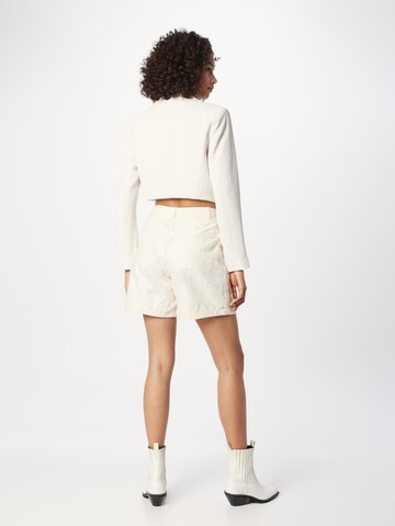 VILA ROUGE Regular Shorts 'VIHAZEL' in Beige