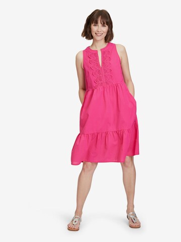 Vera Mont Sommerkleid mit Stufen in Pink