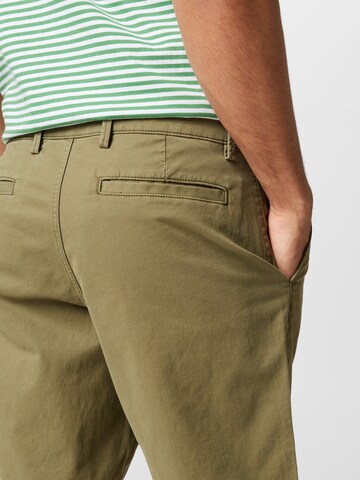 GAP Regular Панталон Chino в зелено
