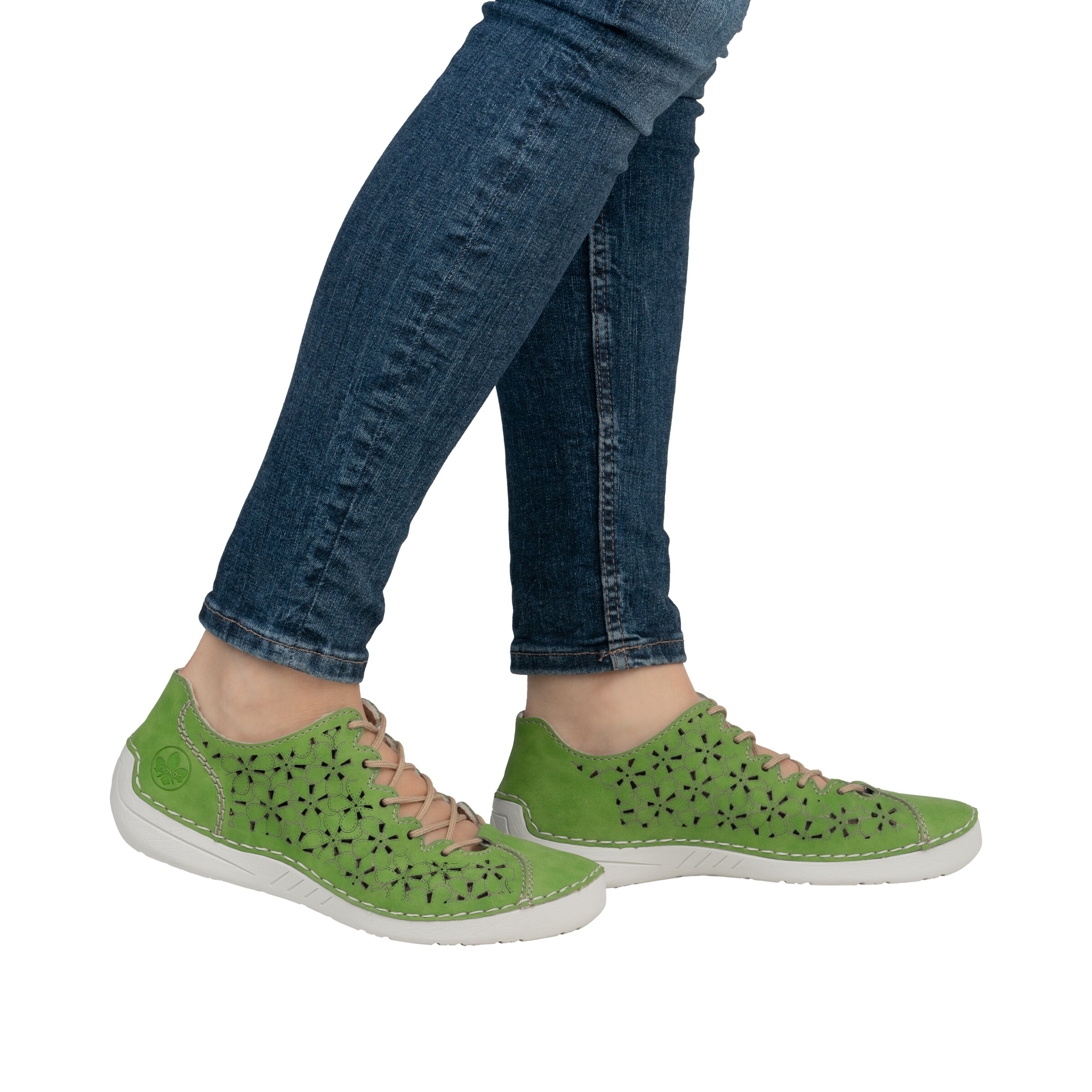 Chaussure à lacets Rieker en vert : devant