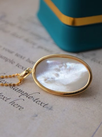 Collana 'Heirloom Green Onyx & Mother' di LanLivia in oro