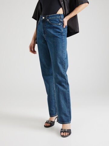 WEEKDAY Loose fit Jeans in Blue: front