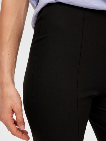 SELECTED FEMME جينز ذات سيقان واسعة سراويل 'Eliana' بلون أسود