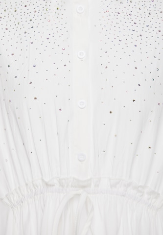 faina - Vestido camisero 'Glow' en blanco