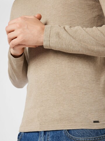 Pull-over OLYMP en beige