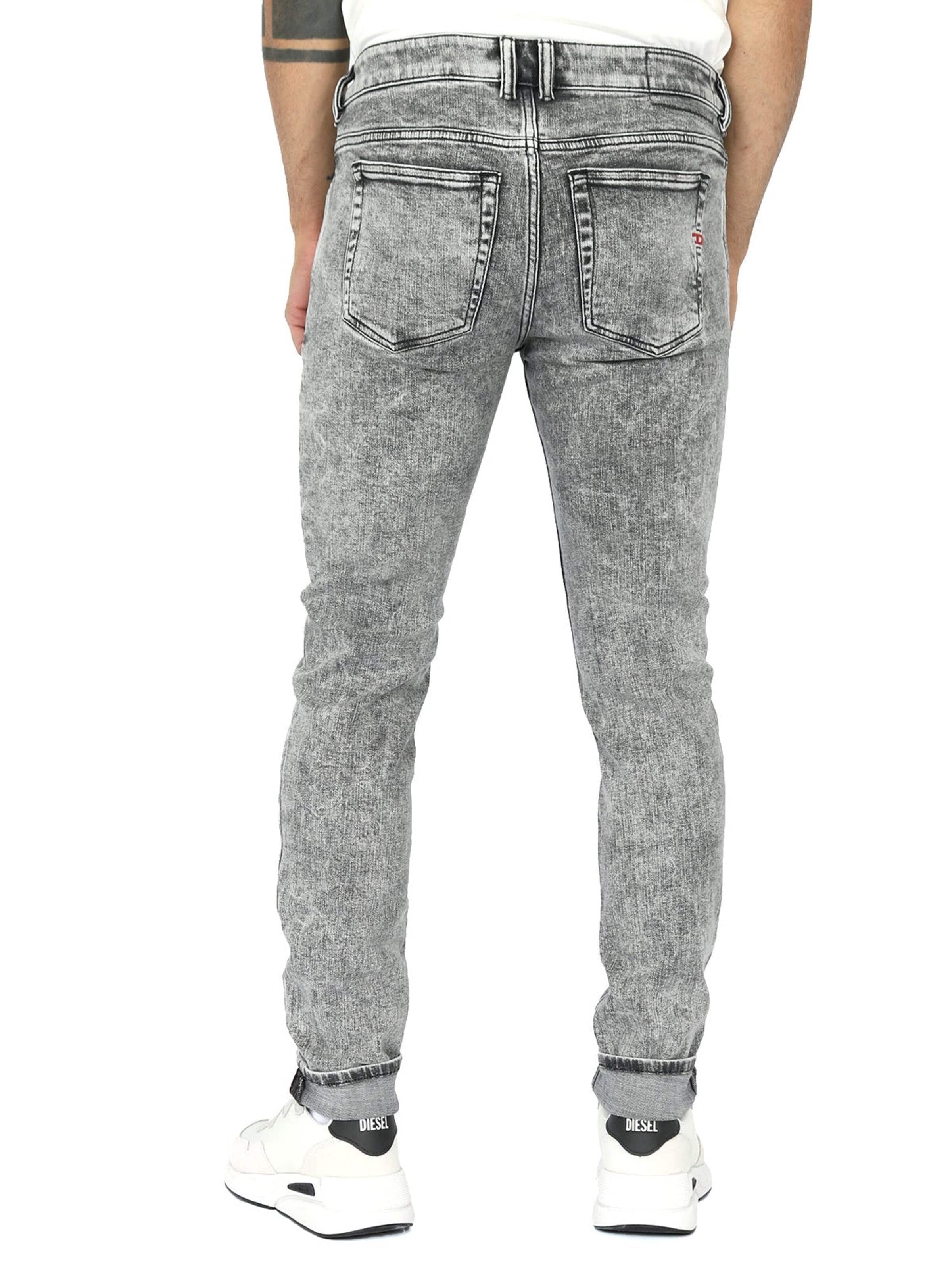 Skinny Jean '1979 Sleenker' DIESEL en gris
