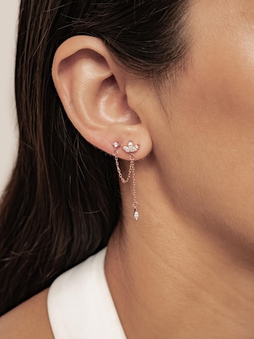Orecchini 'Petal Chain Dangle' di Hey Happiness in oro: frontale