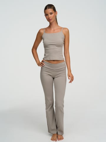 cfab (formerly creamy fabrics) Flared Leggings 'Cotton Flared Bootcut Leggings' in Grijs