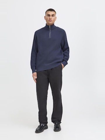 !Solid - regular Pantalón chino ' SDLIAM ' en negro