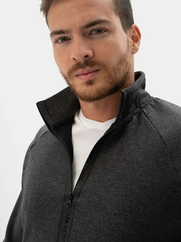 Arma Sweatjacke in Grau