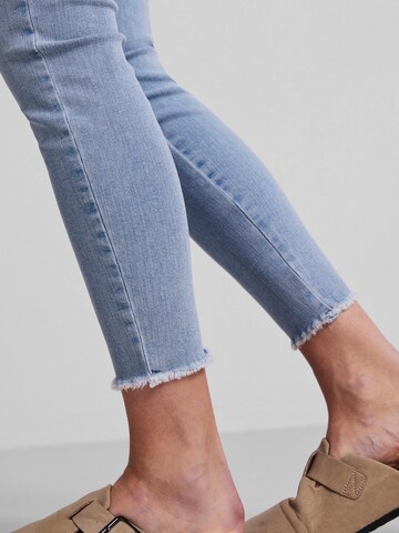 Skinny Jean 'Delly' PIECES en bleu