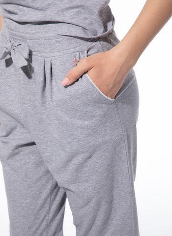 Pantaloncini da pigiama di Sanetta in grigio