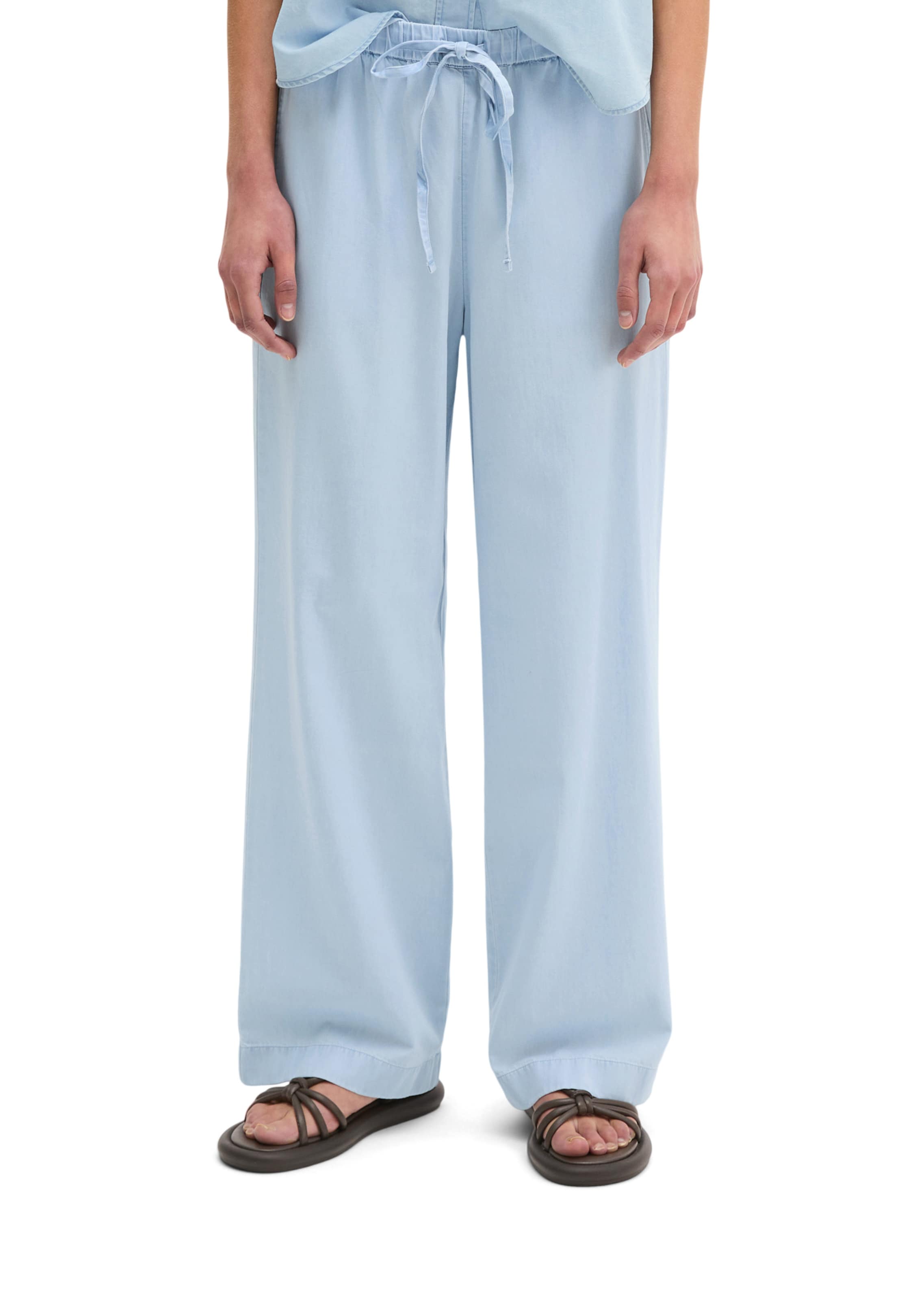 Marc O'Polo Loosefit Jeans in Blauw: voorkant