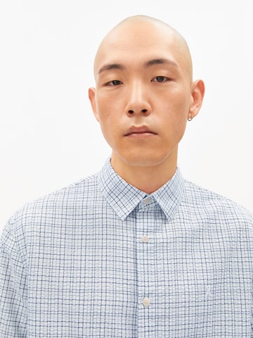 Fit confort Chemise ARMEDANGELS en bleu