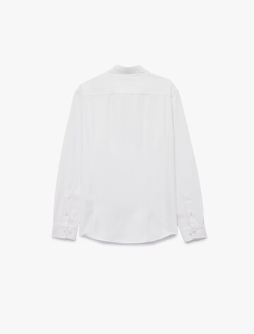 Koton Slim Fit Hemd in Weiß