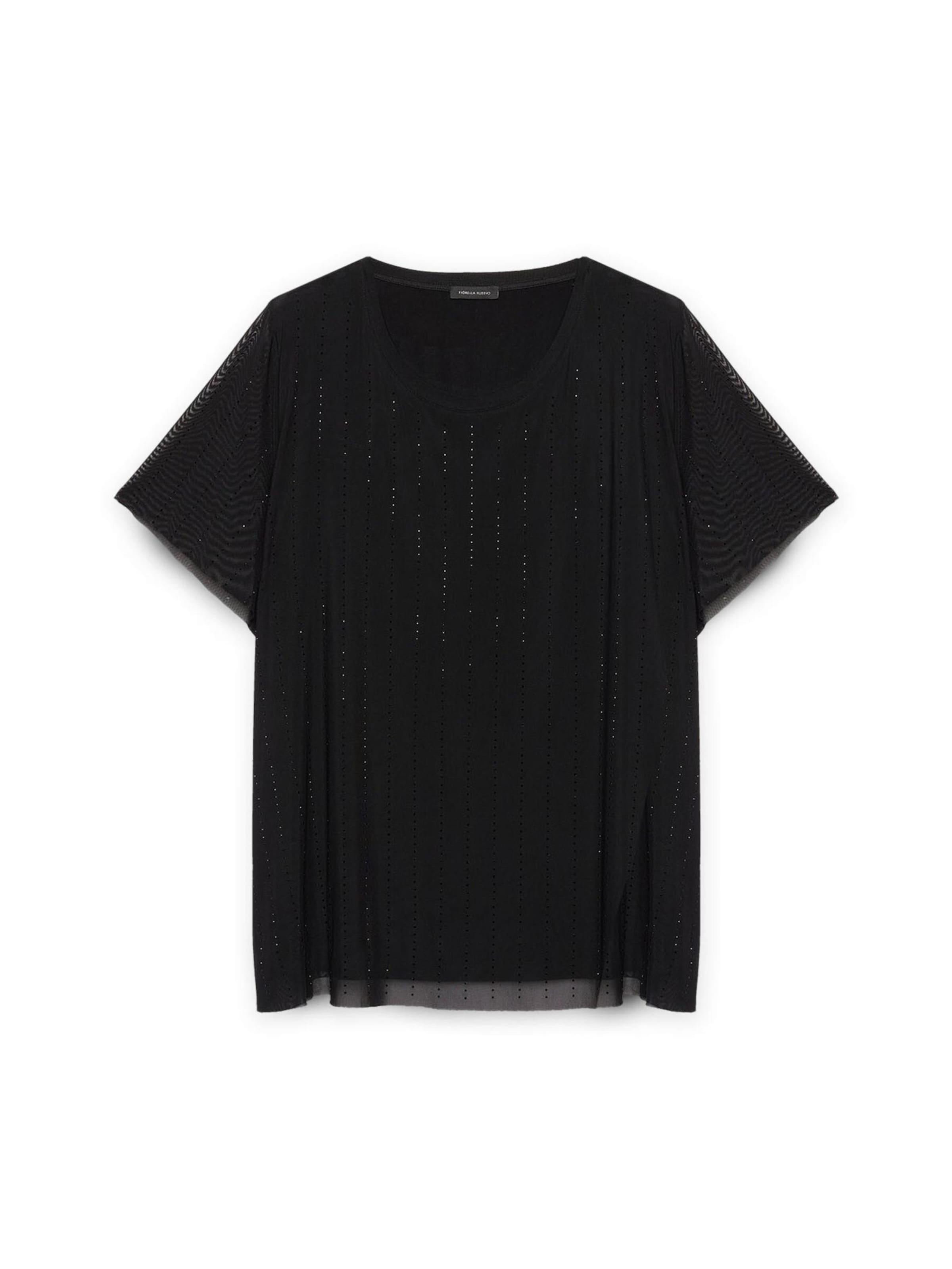 Fiorella Rubino - Top en negro: frente