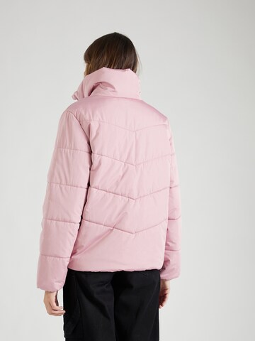 VANS Winterjacke 'FOUNDRY PUFF MTE' in Pink