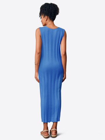 Imily Bela Ruha - kék: hátul