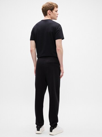 Calvin Klein Jeans Zwężany krój Spodnie w kolorze czarny