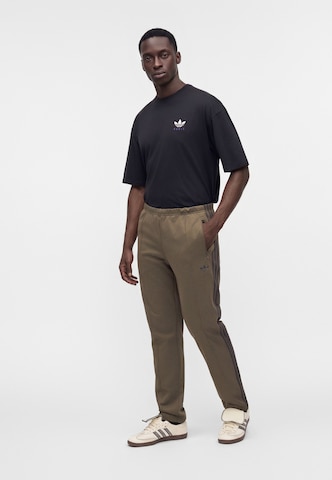 ADIDAS ORIGINALS Slimfit Παντελόνι 'CLASSIC' σε καφέ