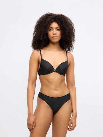 Hunkemöller T-shirt Bra 'P&M' in Red