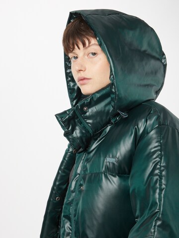 LEVI'S ® Зимно палто 'Pillow Bubble Mid' в зелено