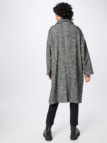 DRYKORN Between-Seasons Coat 'THEYDON' in Black