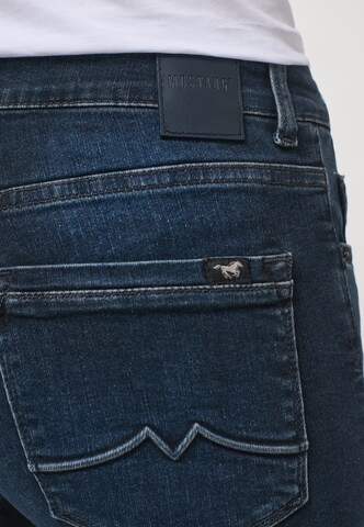 MUSTANG Slimfit Jeans 'Shelby' in Blau