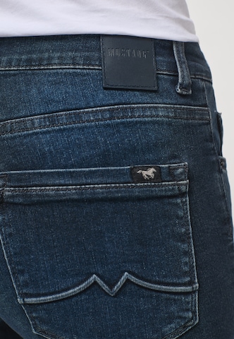 MUSTANG Slimfit Jeans 'Shelby' in Blau