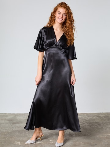 Abito da sera 'GISELA' di SISTERS POINT in nero: frontale