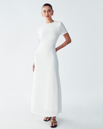 St MRLO Dress in White