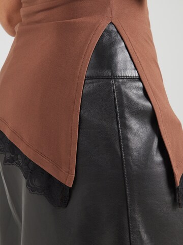 ABOUT YOU - Camisa 'Nayeli' em castanho