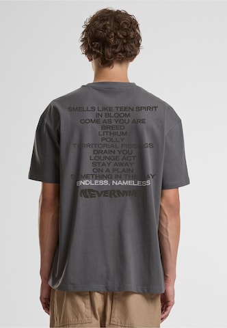Merchcode - Camisa 'Nirvana Nevermind Dollar' em cinzento